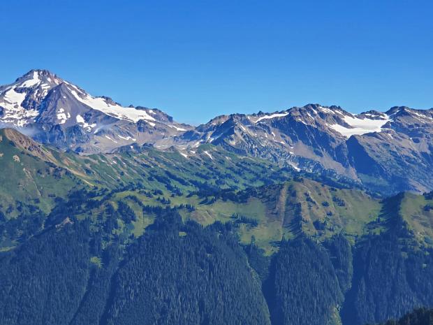 2022-08-26 White Pass - Pilot Ridge Loop (2 nights)